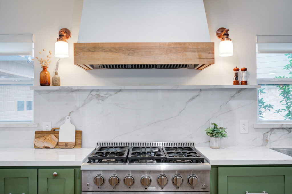 Kitchen Backsplash in Calcutta Oro